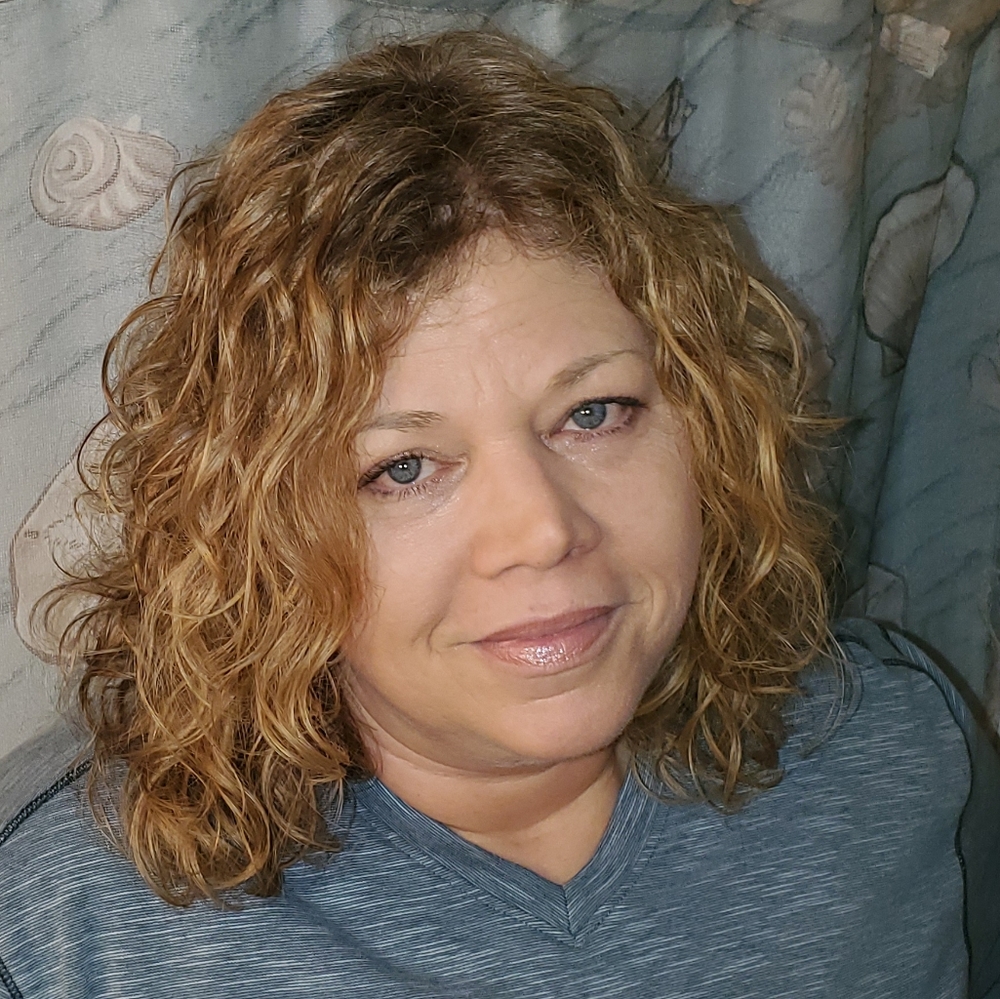 Meet your Posher, Dana